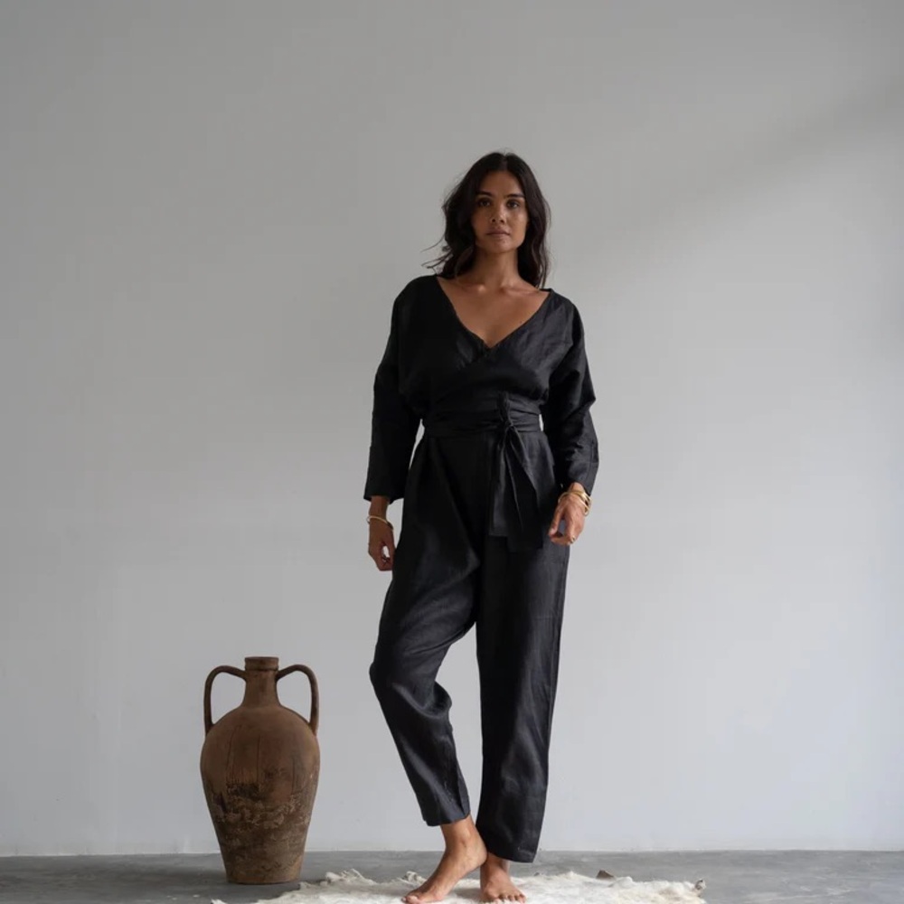 Avy & Co linen jumpsuit